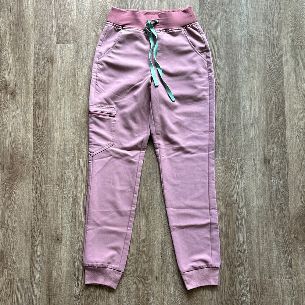 FIGS High Waisted Zamora Jogger Scrub Pants Mineral‎ Mauve XS Medical Nursing